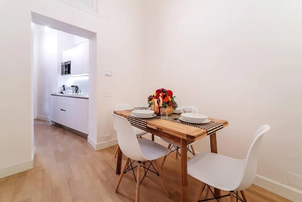 Casa Trilussa, Luxury House With Terrace - Trastevere Rome 0*,  Italy