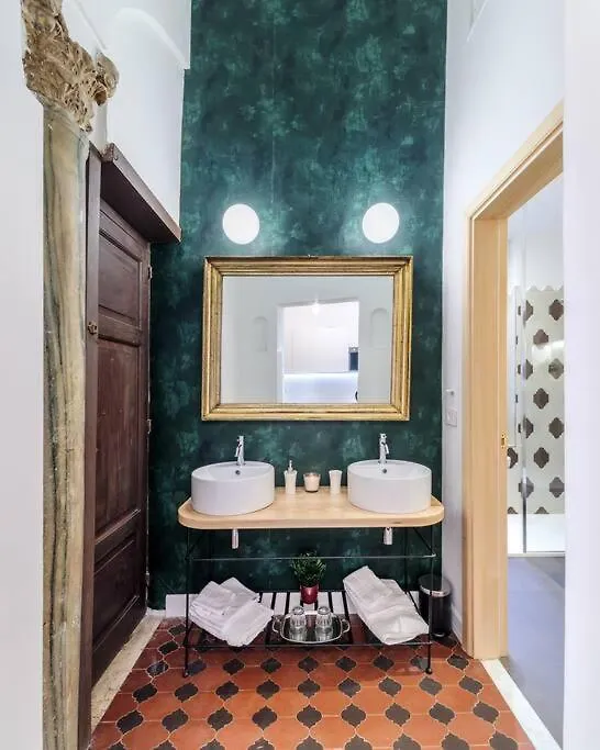 Casa Trilussa, Luxury House With Terrace - Trastevere Rome Apartment