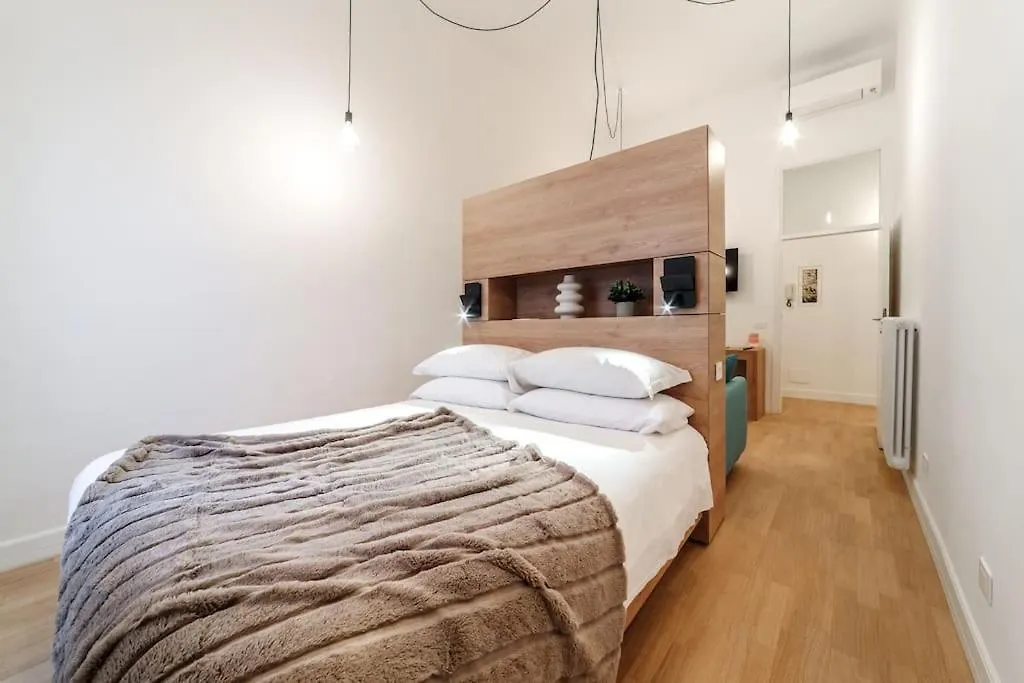 Casa Trilussa, Luxury House With Terrace - Trastevere Rome Apartment